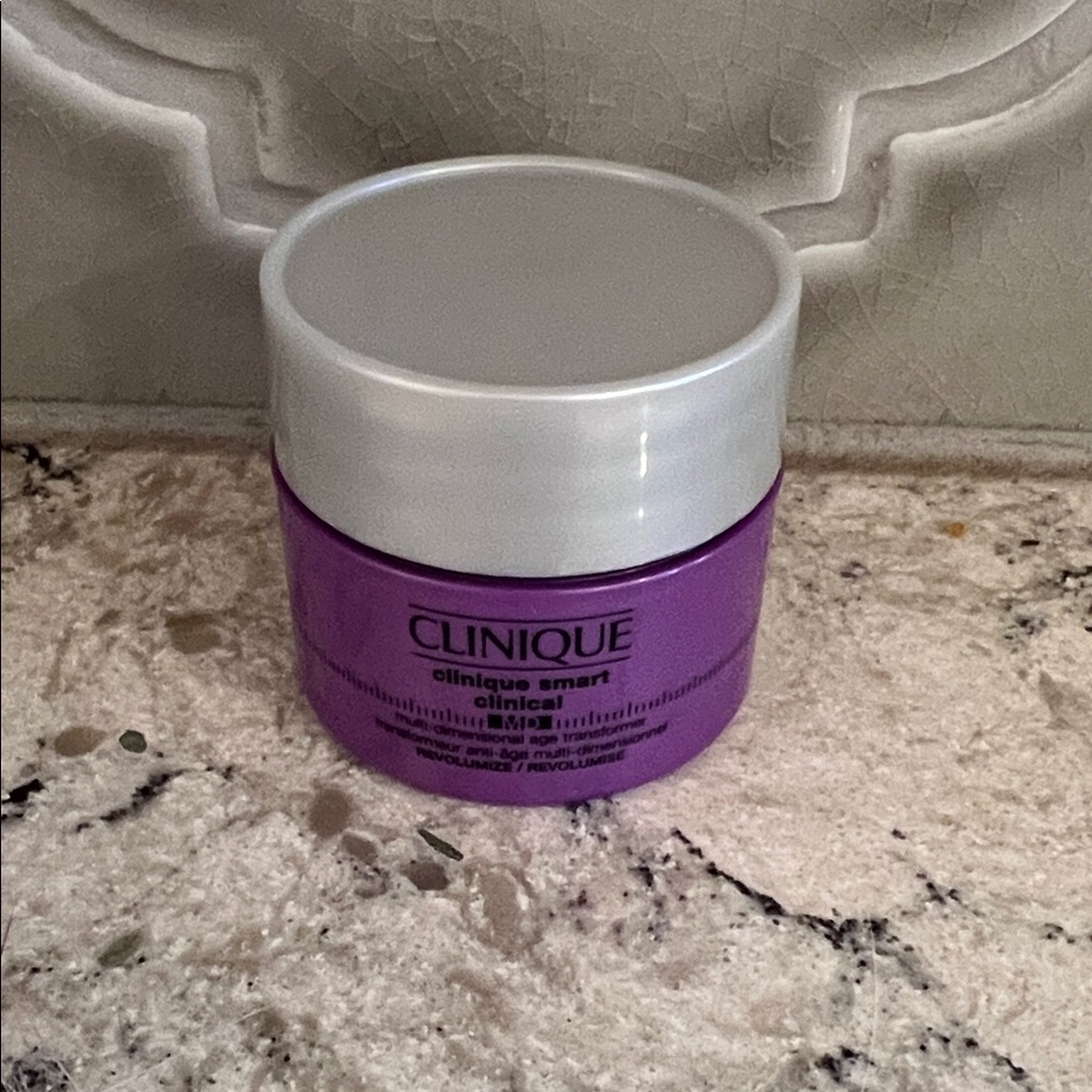 Clinique Smart Clinical Multi-dimensional Age Transformer, 0.5 oz, New